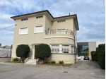 Immobile di 150 m² con 5 locali in affitto a Brescia