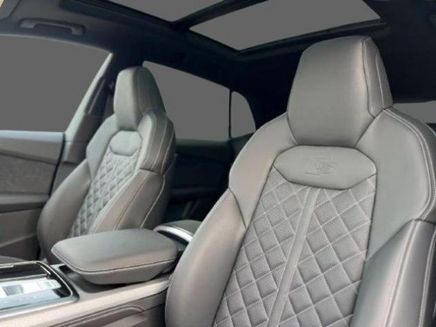 AUDI SQ8 SUV TFSI quattro tiptronic sport attitude rif. 23904918 - Foto 4