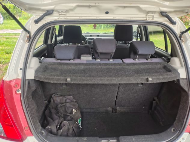 Auto Suzuki Swift 4x4 benzina. - Foto 7