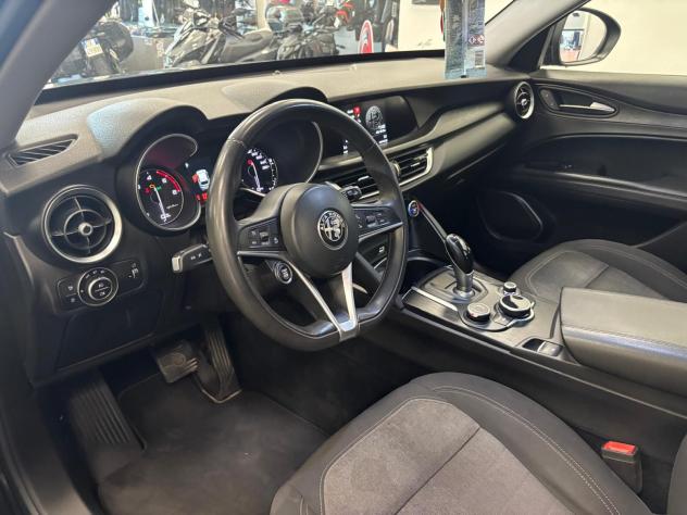 Alfa Romeo Stelvio 2.2 Turbodiesel 180 CV AT8 RWD Business - Foto 8
