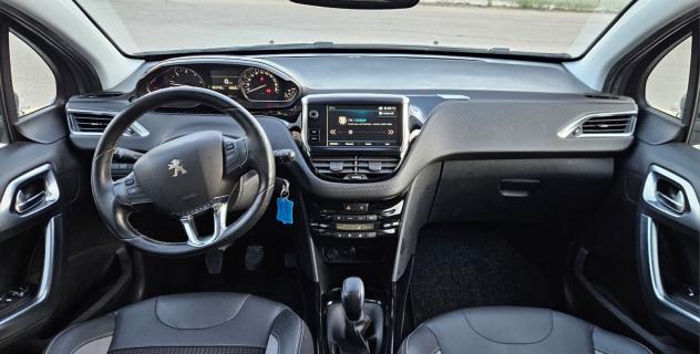 Peugeot 2008 BlueHDi 102cv S&S Allure (FULL) - Foto 8