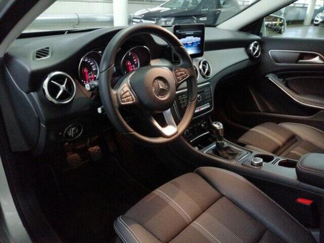 Mercedes-Benz GLA 200 Sport VETTURA AZIENDALE KM CERTIFICATI - Foto 5