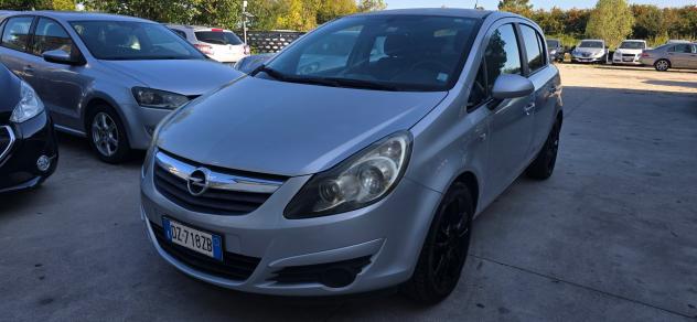 Opel Corsa 1.4 16V 5 porte Cosmo - Foto 8