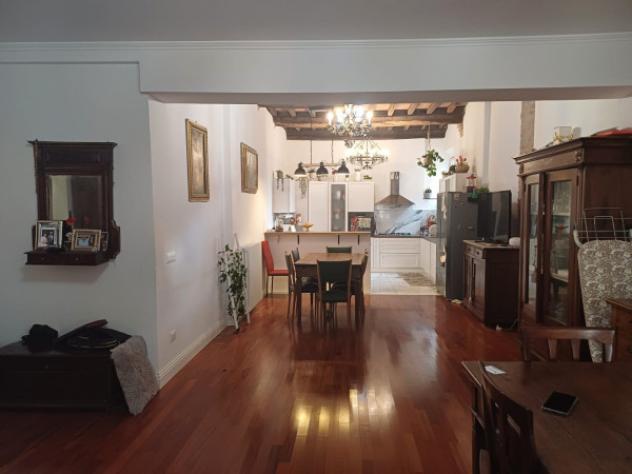 Appartamento di 130 m² con 5 locali in vendita a Carpi