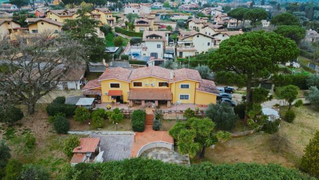 Villa in vendita a Sacrofano
