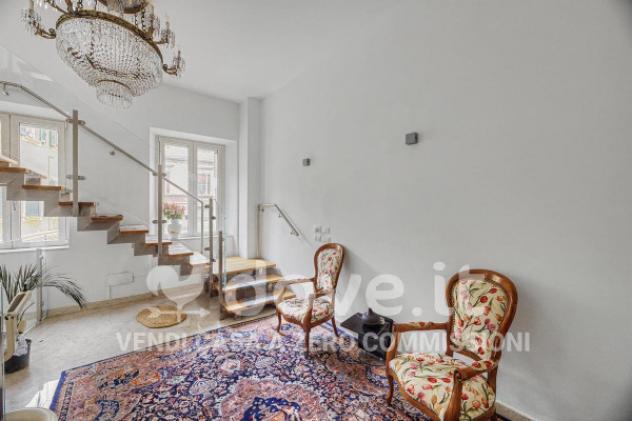 Casa indipendente di 285 m² con più di 5 locali in vendita a Varese - Foto 19