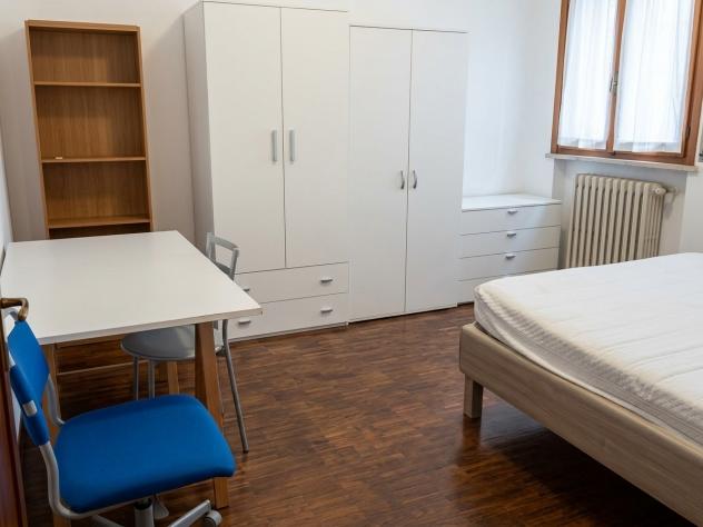 Stanza in appartamento in affitto a Parma - Foto 3