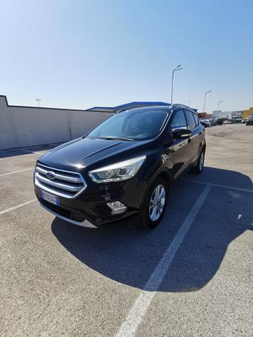 Ford Kuga 1.5 TDCI 120CV 2WD Powershift Tit. - Foto 3