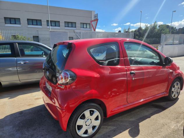 Toyota Aygo 1.0 BENZINA X NEOPATENTATI - Foto 4