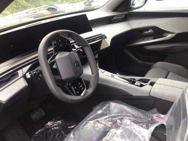 PEUGEOT 3008 Hybrid 145 e-DCS6 Allure rif. 22951763 - Foto 5
