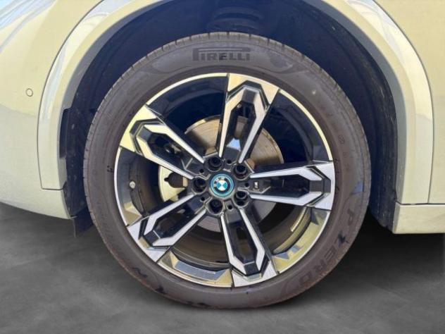 BMW iX2 eDrive 20 Msport Aut. rif. 24056620 - Foto 5