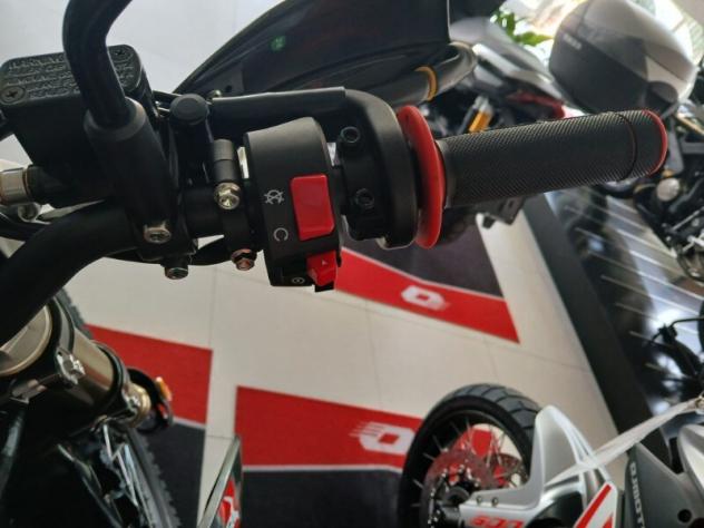 QJ Motor COV 125 X . - Foto 9