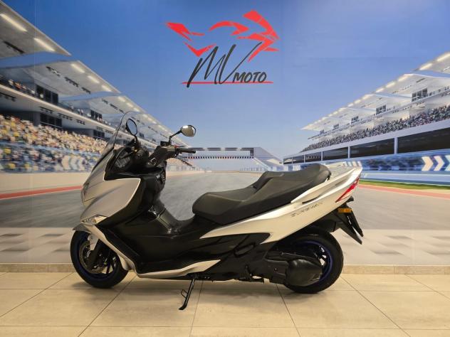 Suzuki Burgman 400 02/2023 - Km 18400 - Foto 5