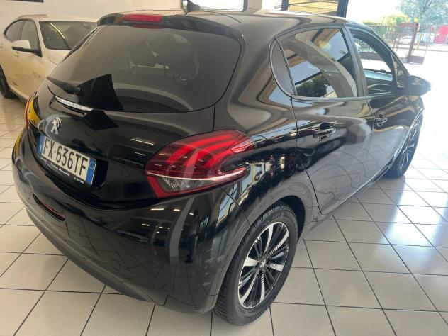 Peugeot 208 BlueHDi 75 5 porte Allure - Foto 4
