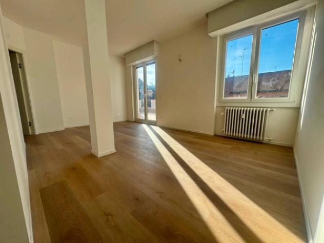 Attico / Mansarda di 103 m² con 3 locali in vendita a Milano - Foto 4