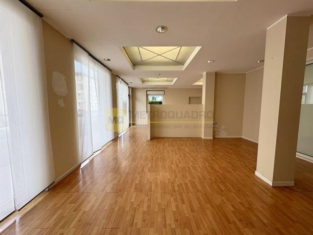 Negozio 4 locali - Rif. NegozioBelledo - Foto 4