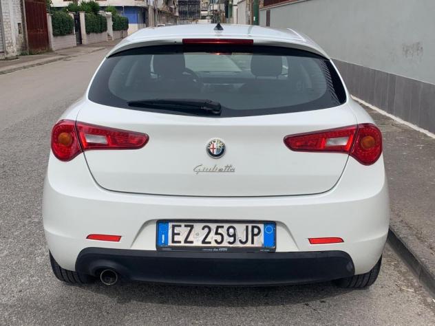 ALFA ROMEO - Giulietta - 1.6 JTDm-2 105 CV Distinctive - Foto 6