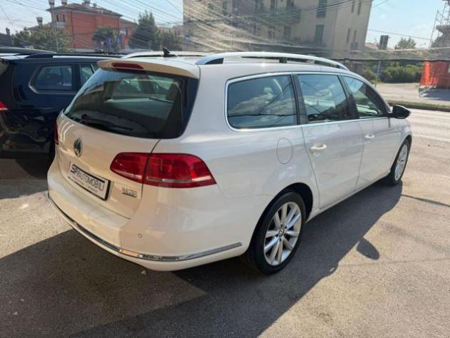 VOLKSWAGEN Passat Var 2.0 TDI 4motion Highline rif. 23935998 - Foto 2