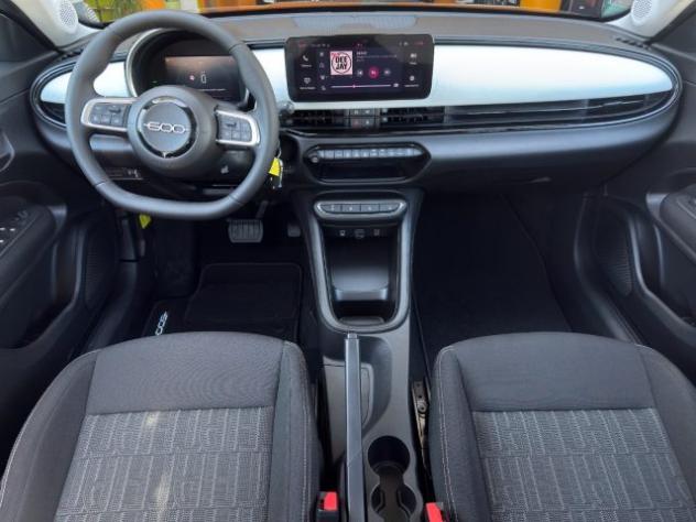FIAT 600 1.2 110 CV Hybrid POP NUOVO rif. 23895366 - Foto 10