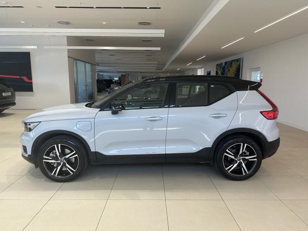 Volvo XC40 Recharge T5 Plug-in Hybrid Recharge R-Design - Foto 8