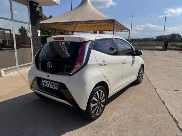 TOYOTA Aygo 1.0 VVT-i 69 CV 5 porte x-black TSS rif. 23803099 - Foto 3