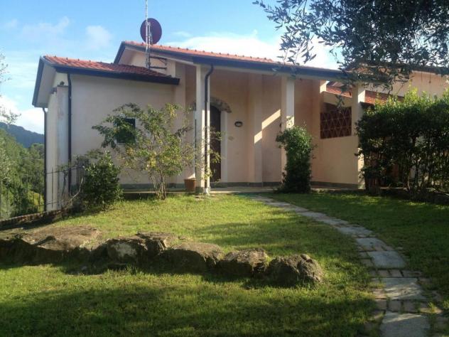 Villa in vendita a Castelnuovo Magra 350 mq Rif: 1072845