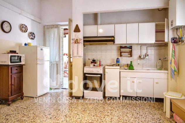 Casa indipendente di 270 m² con più di 5 locali e box auto in vendita a Ferrara - Foto 9