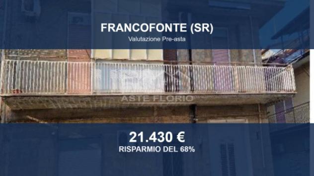 Immobile in asta di 703 m², box auto in vendita a Francofonte