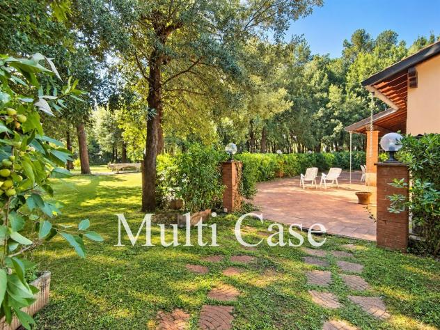 Marina di Pietrasanta – Villa singola con ampia resede, praticamente sul mare. - Foto 3