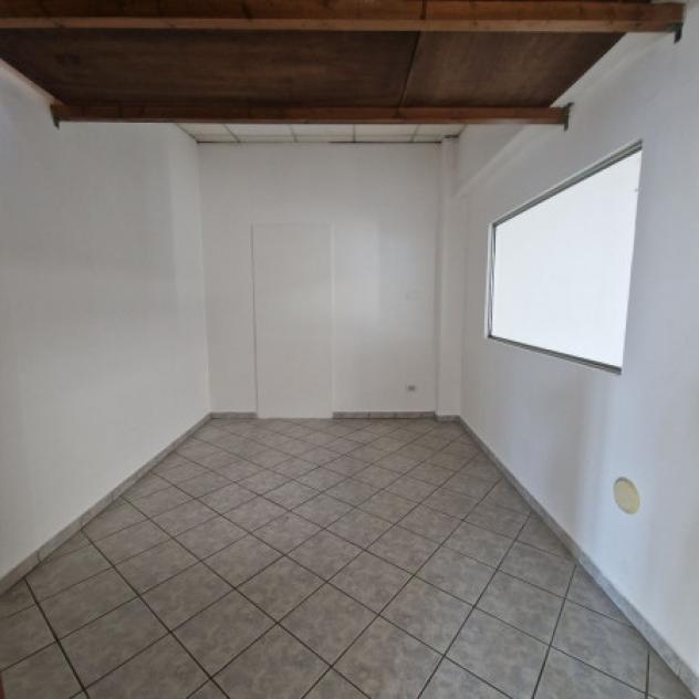 Immobile di 110 m² con 2 locali in affitto a Rho - Foto 10