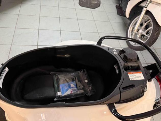PIAGGIO Vespa GTS 300 Super GTS SUPER n.19 rif. 24133289 - Foto 10