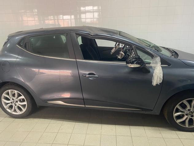 Renault Clio dCi 8V 90CV Start&Stop 5 porte Energy Intens - Foto 2