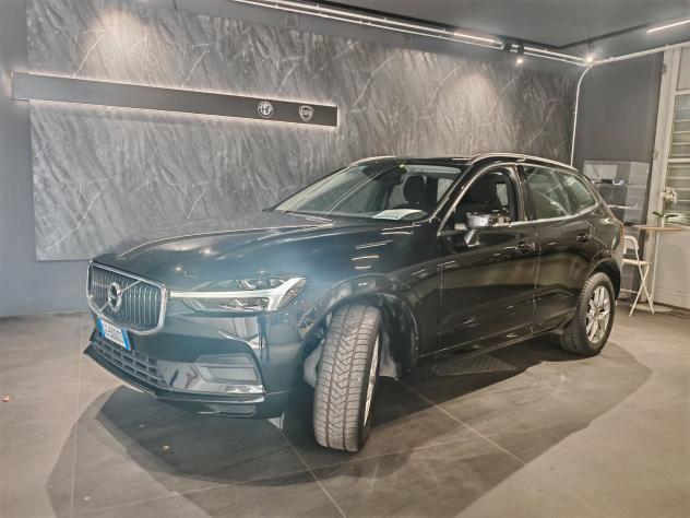 Volvo XC60 B4 automatico Momentum - Foto 3