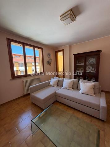 Appartamento con mansarda, garage e giardino esclusivo. - Foto 3