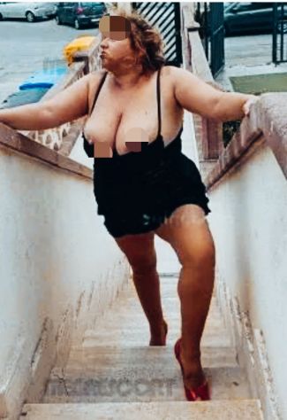 Palese Italian lady massaggio corpo.a corpo relax Tel:3711806019