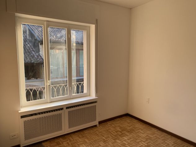 Un Balcone sul Borgo: Respira la Bellezza di Brinzio - Foto 9