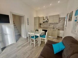 Appartamento in affitto a Cecina Marina - Cecina 40 mq  Rif: 729639