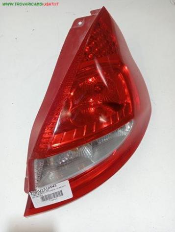 FANALE POST. DX 999-U1310543 Parti elettriche  Fanaleria  Fanali  Fanale est. post. s FORD - FIESTA - 2012  2017