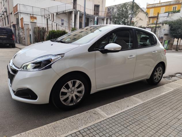Peugeot 208 BlueHDi 75CV DIESEL ACTIVE - Foto 4