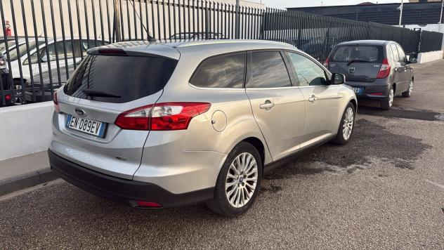 Ford Focus 1.6 TDCi 115 CV SW Titanium - Foto 2