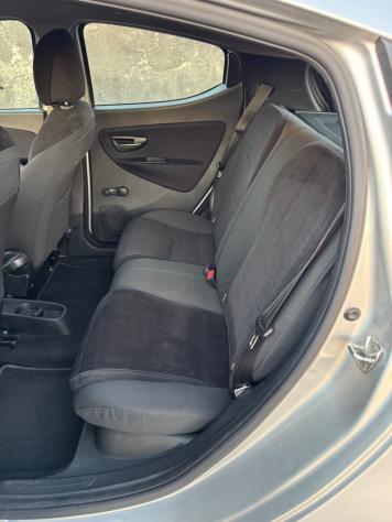 Lancia Ypsilon 1.2 FIRE BLOCK SISTEM - Foto 9