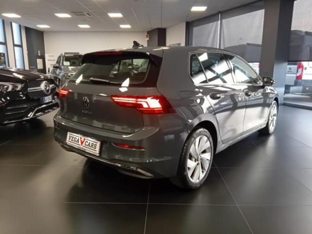 VOLKSWAGEN Golf 2.0 TDI 150 CV DSG SCR Style rif. 23790819 - Foto 10