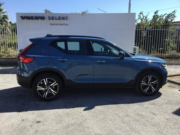 Volvo XC40 B3 automatico Plus Dark - Foto 5