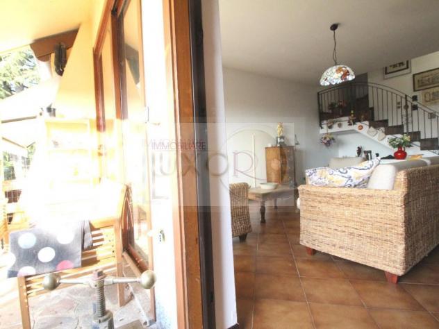Villa a schiera centrale con giardino privato a Sirtori - Foto 19