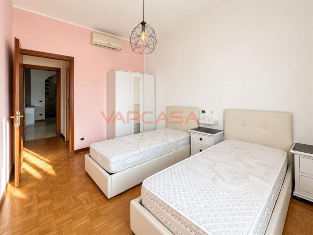 ATTICO SU DUE LIVELLI CON GRANDE TERRAZZA - Foto 14