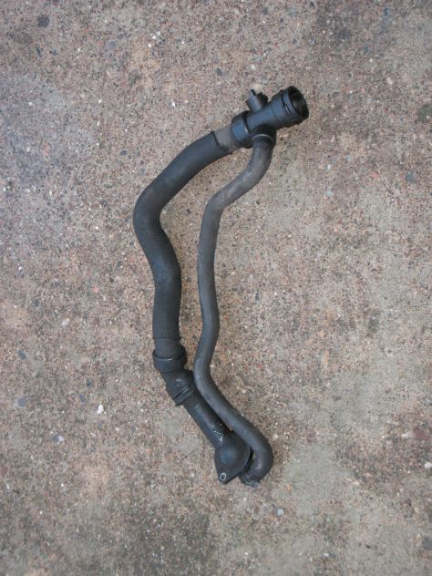 MANICOTTO TUBO ACQUA LIQUIDO RAFFREDDAMENTO AUDI A4 1.9 8E0121055N - Foto 2