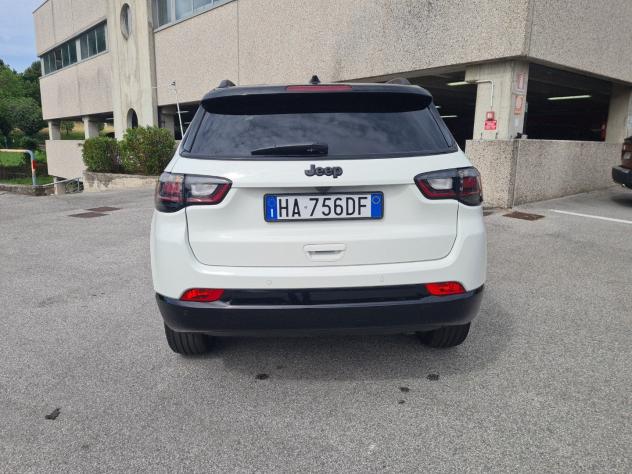 Jeep Compass e-Hybrid 1.5 Turbo MHEV T4 96kW Summit DDCT - Foto 8