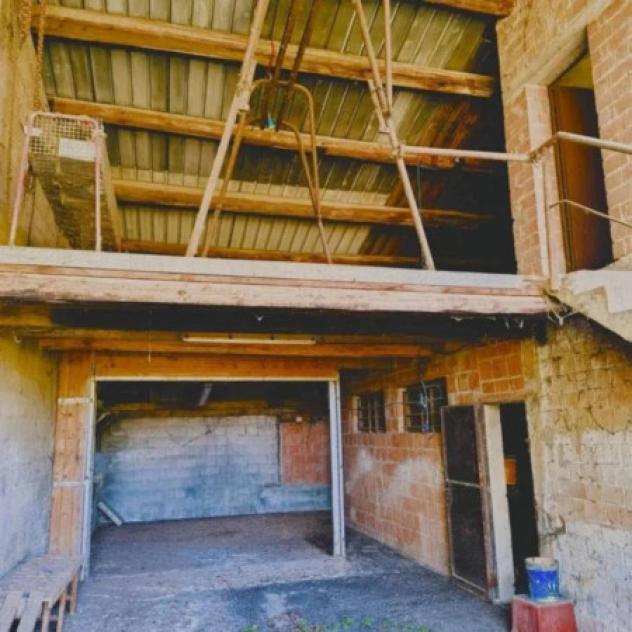 Immobile in asta di 257 m², box auto in vendita a Campolongo Maggiore - Foto 9