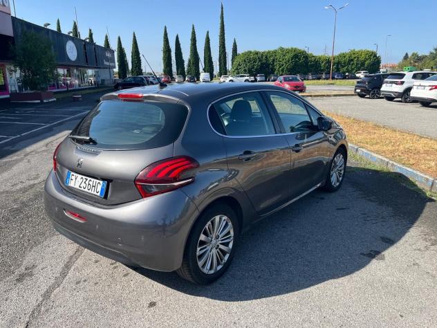 Peugeot 208 Allure PureTech Turbo 110cv EAT6 S/S aut - Foto 7