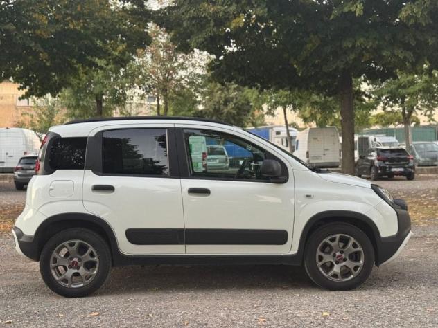 FIAT Panda 1.0 FireFly Hybrid City Cross+ GPL - Foto 7